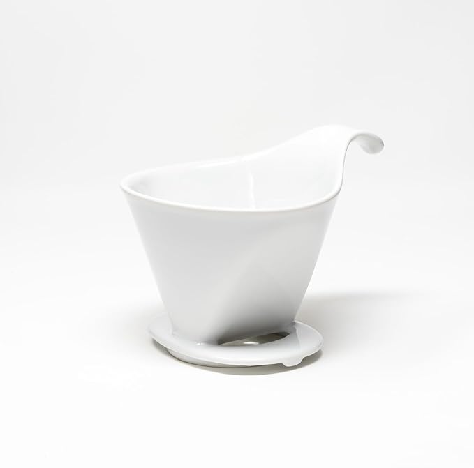 Zero Japan - Bee House Pour Over Coffee Dripper - Lead-Free &amp Cadmium-Free Ceramic Coffee Maker with Elegant Peek Hole Drip Cone Brewer Coffee Gifts Brewing Accessories - White Standard Size