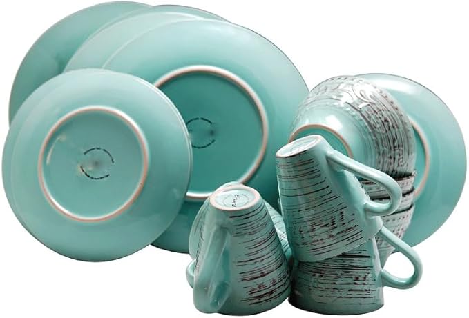16-Piece Household Dish Set Dinnerware Set Salad Plates Bowls and Mugs Beautiful Tableware