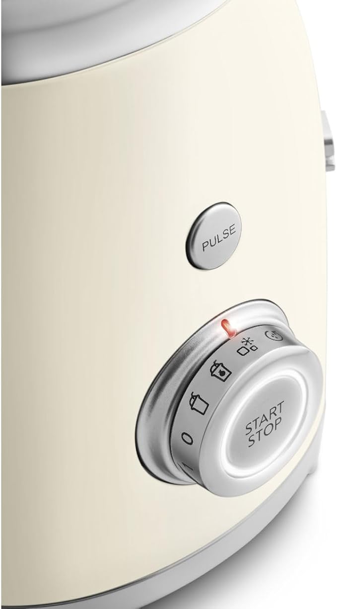 SMEG BLF03 Retro Style Blender – 600W Countertop Blender with 48 oz BPA-Free Jug 3 Speeds + Pulse Ice Crush &amp Smoothie Functions – 50s-Inspired Design-Cream