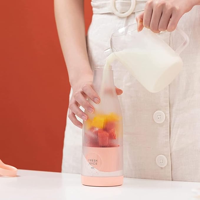 Portable Blender Personal Travel Size Blender with Magnetic USB Rechargeable for Shakes and Smoothies B