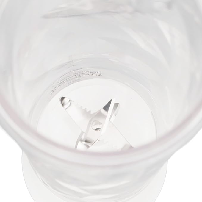 Mini Blender 600ml 2 Modes 150W 18000RPM 4000mAh With Leak-proof Lid Juicer Cup for Mixed Beverages Indoor Use (White)