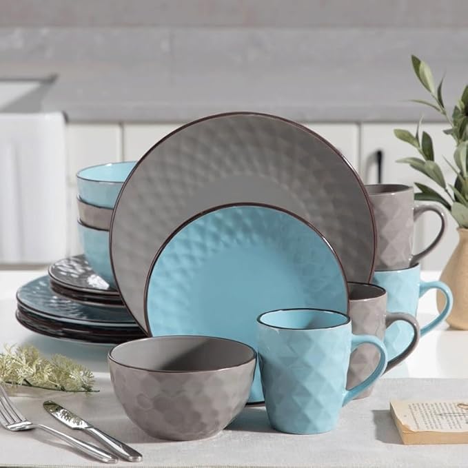 16 Stoneware Dinnerware Set with Dinner Plate Dessert Bowl Mug Tableware
