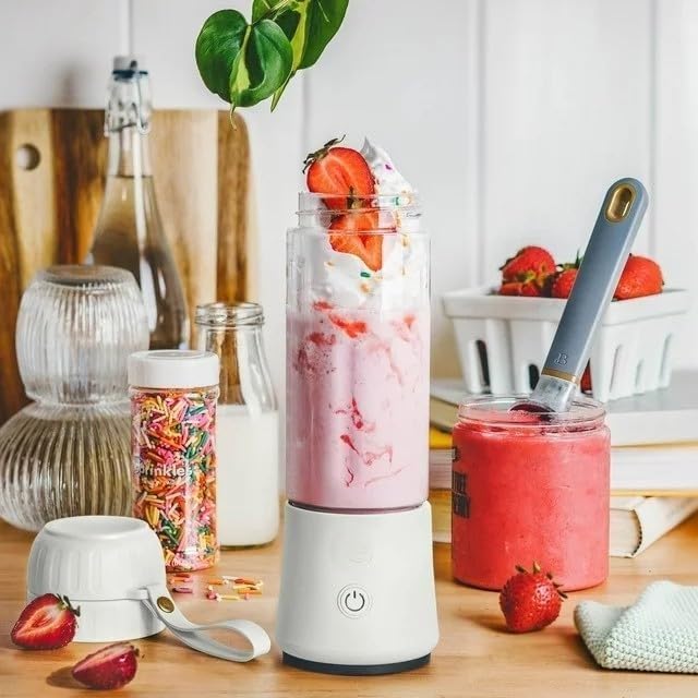 Beautiful Portable to-Go Blender 2.0 70 W 16 oz (White Icing)