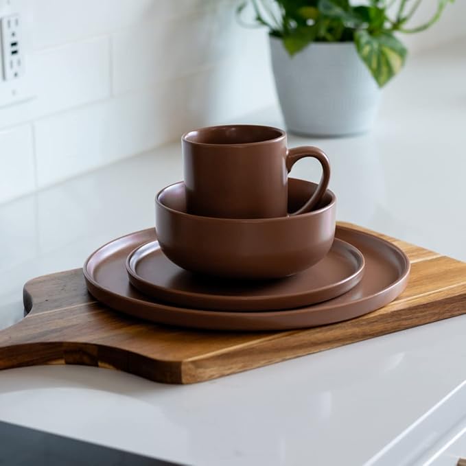 Everything Kitchens Modern Flat 16-Piece Dinnerware Set | Brown