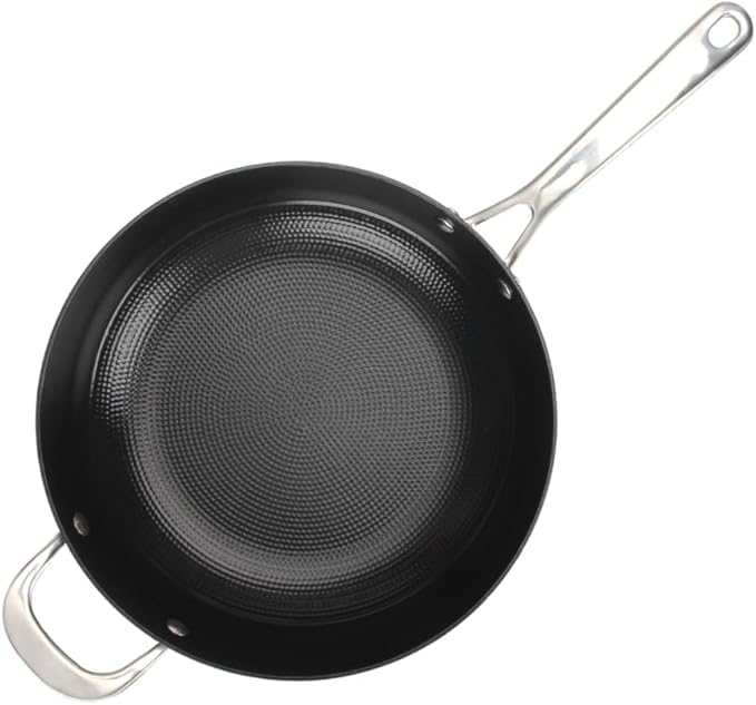 LAGUIOLE Light Cast Iron Frying Pan 28x8.2 cm - Optimal Heat Retention Durable Non-Stick Elegant Design All Heat Sources Induction 100% Cast Iron 3.5 L Red