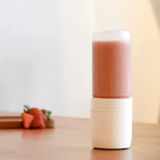 Juicer Machines Slow Masticating Juicer Extractor with Quiet Motor Anti-Clogging Cold Press Juicer Electric USB Juicer Cup
