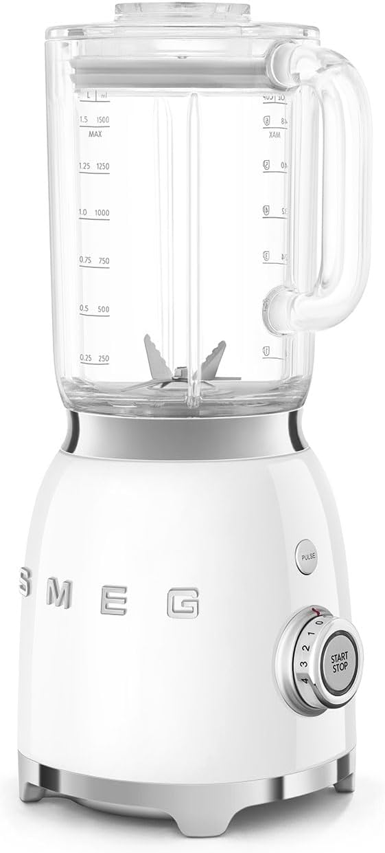 SMEG BLF03 Retro Style Blender – 600W Countertop Blender with 48 oz BPA-Free Jug 3 Speeds + Pulse Ice Crush &amp Smoothie Functions – 50s-Inspired Design-White