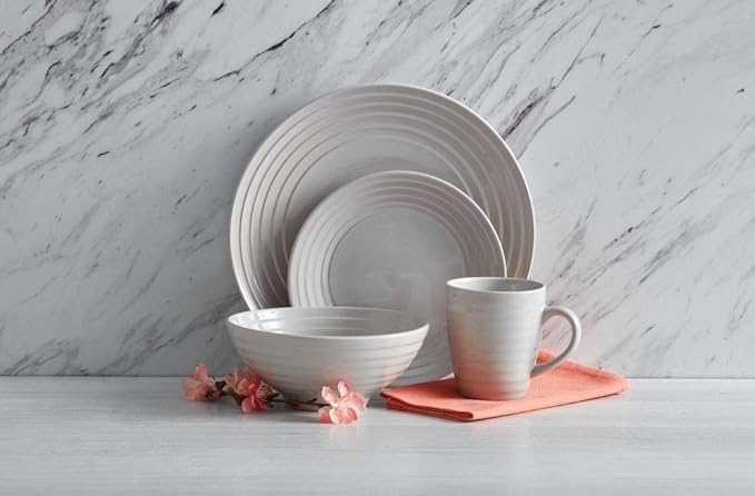 Pfaltzgraff Sophia 16-Piece Dinnerware Set Service For 4