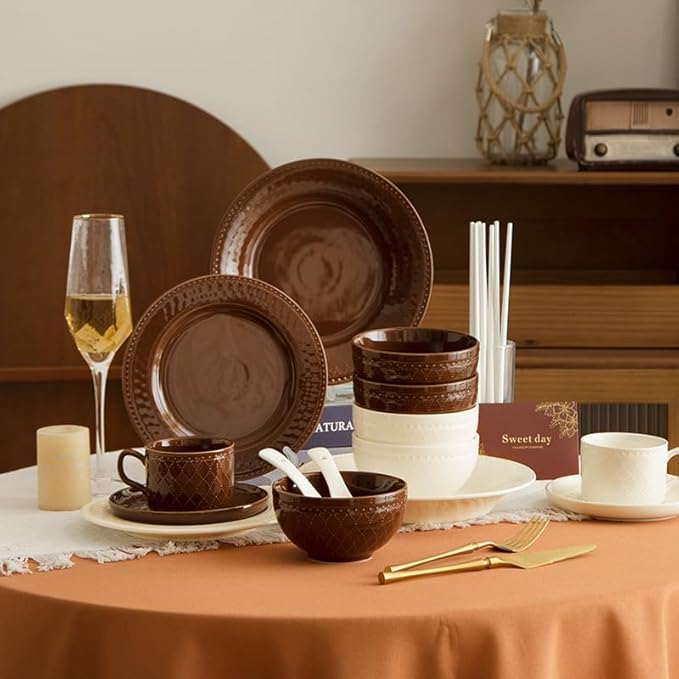 Ceramic Dinnerware Set Brown and White 11-Piece Gift Box Set with 2 Bowls 2 Cups 2 Plates Vintage Embossed Lace Pattern Light Luxury Retro Style