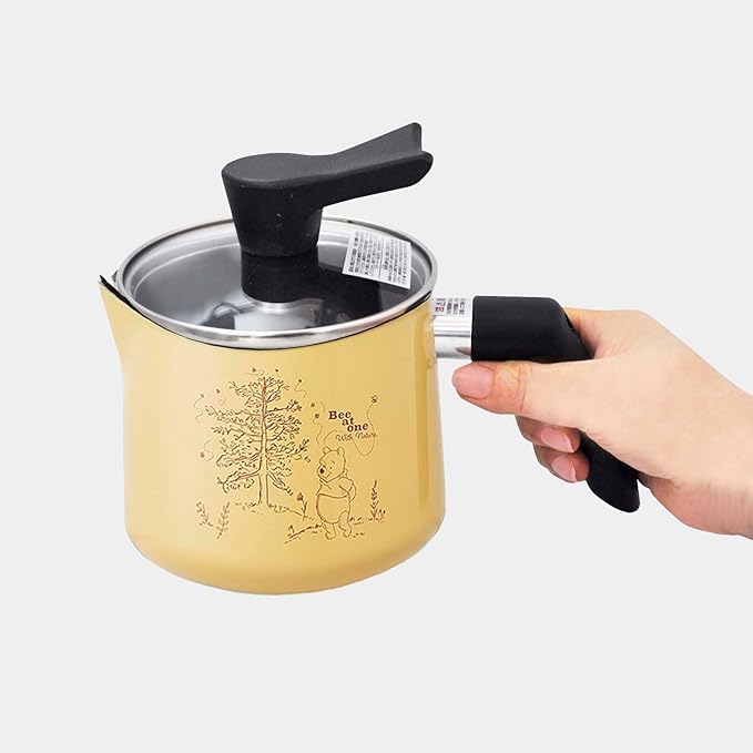 Skater Winnie the Pooh 1.3 L All-Purpose Pot 7-in-1 1.4 Qt Painted Finish Aluminum 5.4 x 8.7 x 6.4 in Tempered Glass Lid Gas Halogen Sheath Radiant Electric Compatible