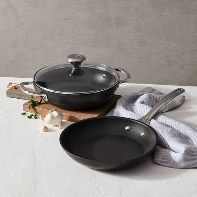 Le Creuset Toughened Nonstick Pro Cookware Set 3pc. (9.5” Fry Pan &amp 2.5 qt. Braiser W/Glass Lid)