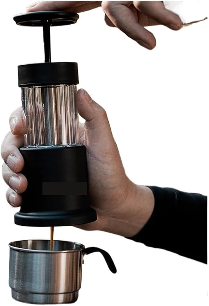 Portable Coffee Machine Hand Press Portable Coffee Maker Milk Frother Capsule Grinded Coffee Powder Outdoor Camping Cafe Tools Hikingfor Outdoor Travel Picnic(Green)