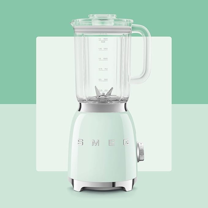 SMEG BLF03 Retro Style Blender – 600W Countertop Blender with 48 oz BPA-Free Jug 3 Speeds + Pulse Ice Crush &amp Smoothie Functions – 50s-Inspired Design-Pastel Green