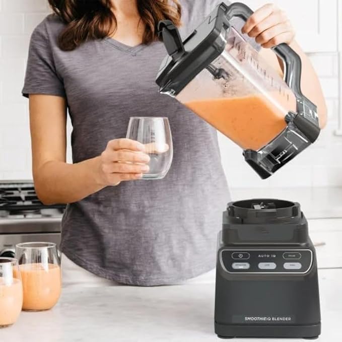 Professional Blender with Auto-iQ 72oz Total Crushing Pitcher 1400W Countertop Smoothie Maker CO750B (Black 1400W 72oz)