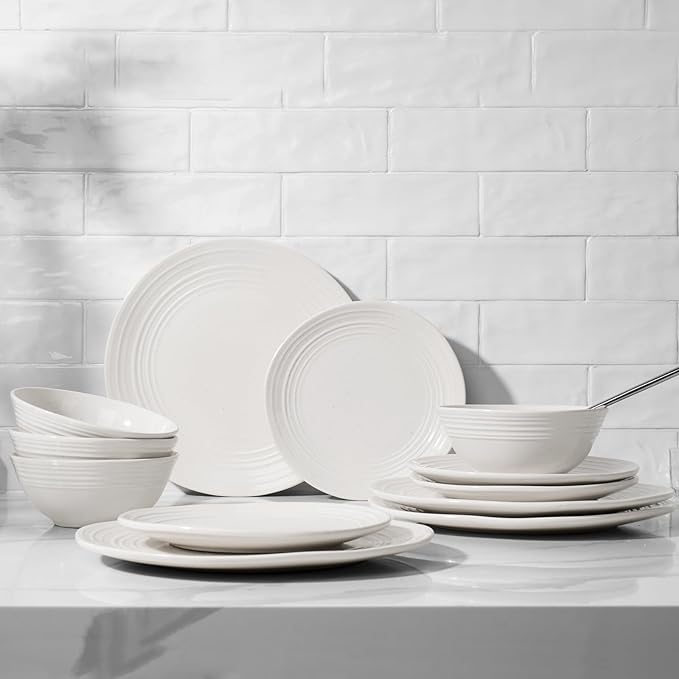 Famiware Plates and Bowls Sets 18-Piece Stoneware Dinnerware Sets Dishes Set for 6 Hand-made Reactive Glaze Dish Set Twilight Series White