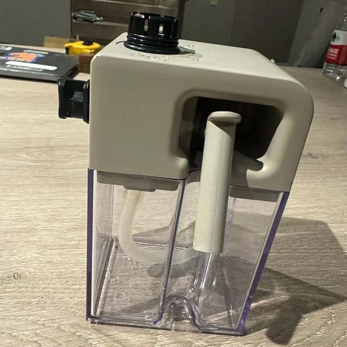 Suitable for Nestle NESPRESSO Capsule Coffee Machine F521 EN560 Milk Tank Complete Milk Tank