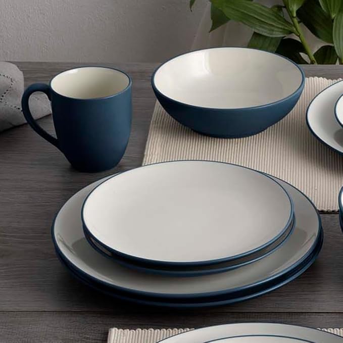 Noritake Colorwave Blue 16-Piece Coupe Set Service for 4 in Blue