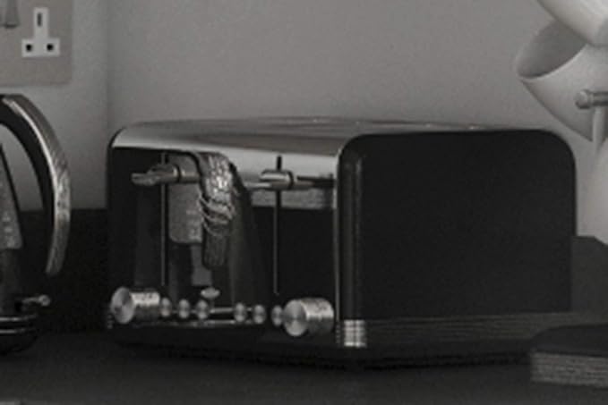 Swan ST19020BN Retro 4 Slice Toaster Black