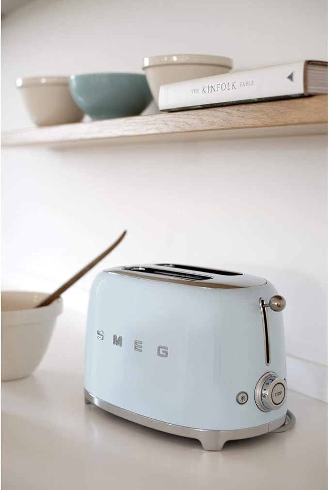 Smeg Retro 2 Slice Toaster with Removable Crumb Tray Pastel Blue (Renewed)