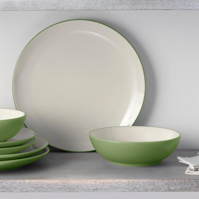 Noritake Colorwave Apple 16-Piece Coupe Set Service for 4 in Apple/Green