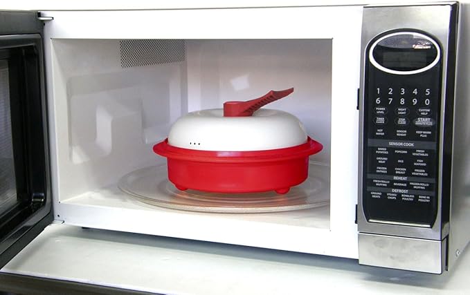 1.5-Quart Nonstick 4-piece Everyday Pan Set for Microwave Cooking Red
