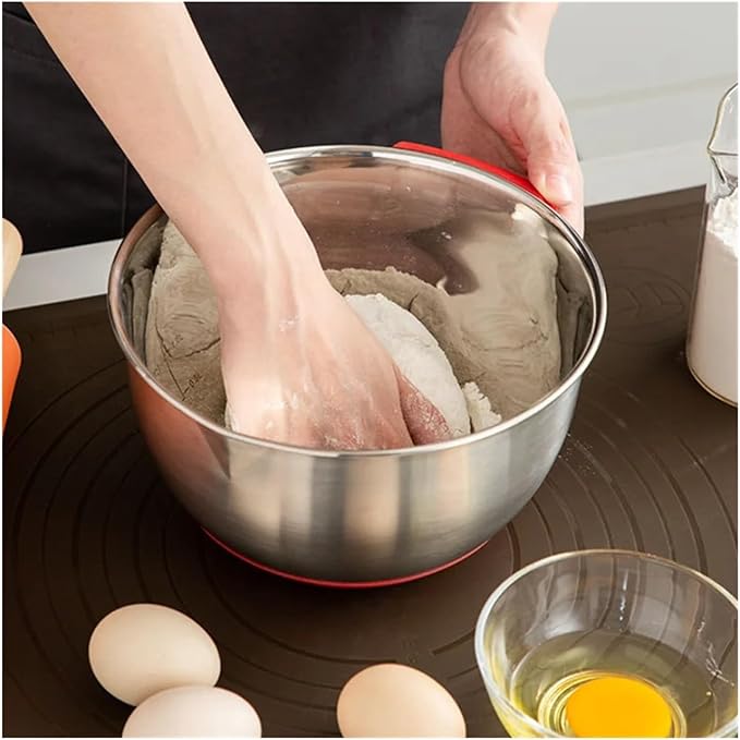 Stainless Steel Salad Mixing Bowl With Scale Non-Slip Silicone Lid Base Egg Beater Fruit Bowls Kitchen Utensils(22cm)