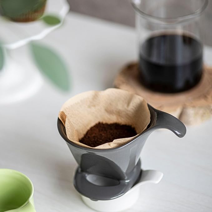 Zero Japan - Bee House Pour Over Coffee Dripper - Lead-Free &amp Cadmium-Free Ceramic Coffee Maker with Elegant Peek Hole Drip Cone Brewer Coffee Gifts Brewing Accessories - Coffee Brown Standard