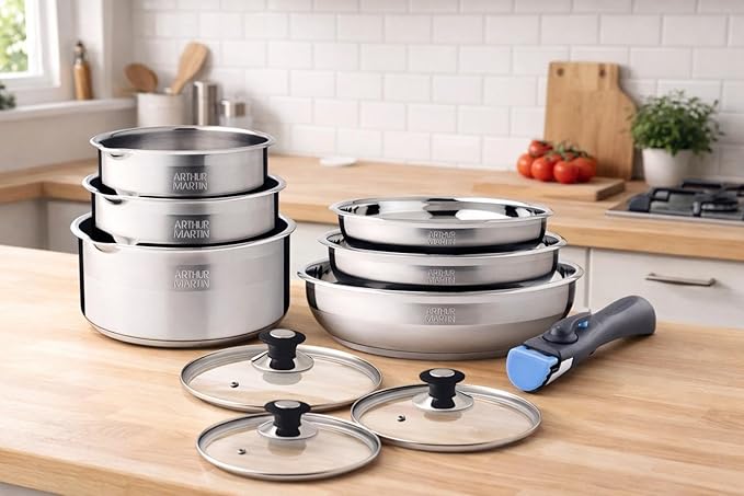 Removable 10-piece stainless steel cookware set suitable for all heat sources including induction and consists of 3 saucepans (16-18-20 cm) 3 frying pans (20-22-26 cm) 3 lids with evaporator