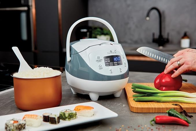 Yum Asia Panda Mini Rice Cooker With Ninja Ceramic Bowl and Advanced Fuzzy Logic (3.5 cup 0.63 litre) 4 Rice Cooking Functions 4 Multicooker functions Digital LED display - 120V