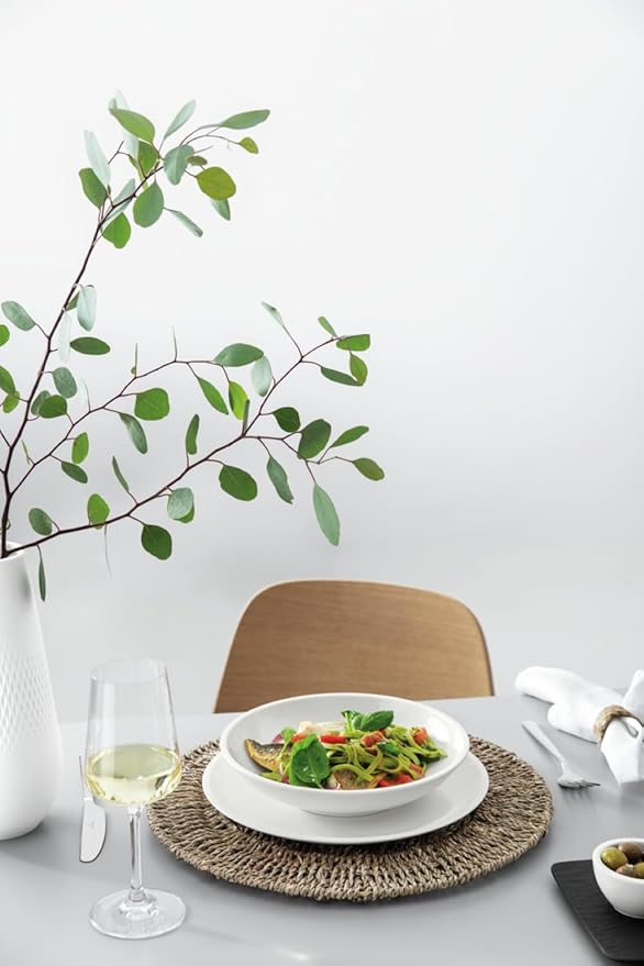 Villeroy &amp Boch Artesano Original 16-Piece Dinnerware Set Service for 4 Dinner and Salad Plates Pasta and Rice Bowls Premium Porcelain Made in Germany Microwave and Dishwasher Safe Creamy W