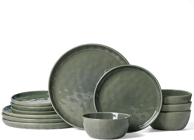 Famiware Mars Plates and Bowls Set 12 Pieces Dinnerware Sets Dishes Set for 4 Sage Green