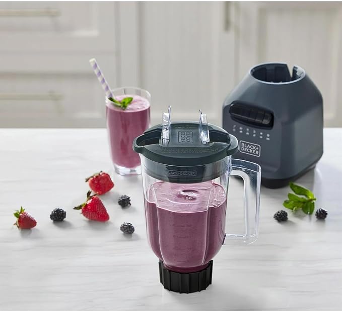 Ice Crush Blender with 56 Ounce (7 Cup) Perfect Pour Plastic Jar Powerful 6-tip Stainless Steel Blade 8-speeds plus Pulse 700 Peak Watts of power BL2209PB
