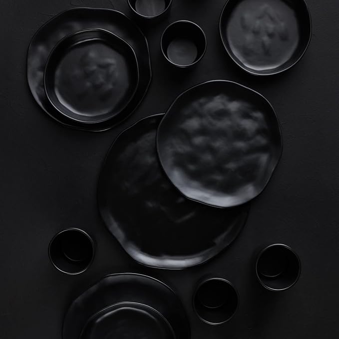 Stone by Mercer Project HEKONDA Modern Stoneware 16-Piece Dinnerware Set Plate and Bowl Set Dish Set for 4 Black