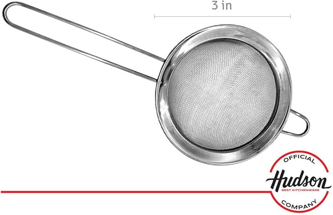 Set Nonstick black + Strainer + 5 piece silicone utensil+ nail opener+ lemon press