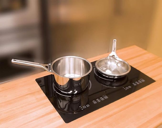 True Induction Cookware (8in. Egg Skillet with lid)