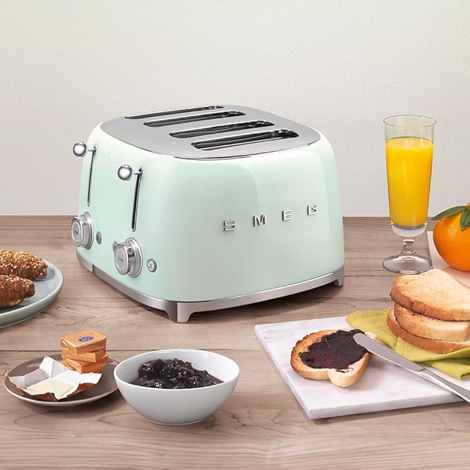 Smeg 50's Style Retro Aesthetic 4 Slice Toaster 6 Presets Extra Wide Slots Pastel Green TSF03PGUS