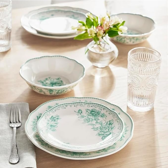 Vintage Inspired Agatha 12-Piece Stoneware Dinnerware Set Green