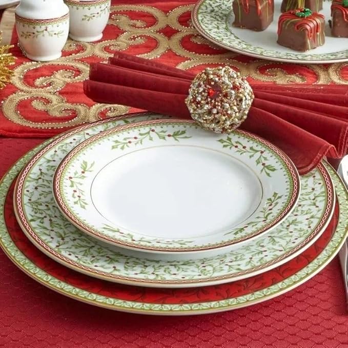 Holiday Traditions Dinnerware Set with Mugs Round Ceramic Dessert Plates Family Hotel Tableware