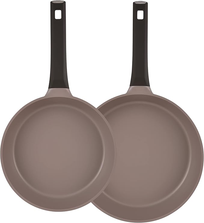 MasterPRO - Gastro Titanium Collection - 2 Piece Fry Pan Set - 9.5” Frying Pan 11” Frying Pan - Durable Cast Aluminum Cookware Set - Non Stick Cooking Pot and Pan Set