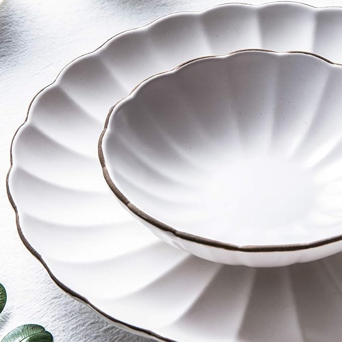 Romantic Ceramics Dinner Sets 45 Pieces Petal Design Matte Porcelain Dinnerware Set Cereals Bowl Mug Plate Plate Set
