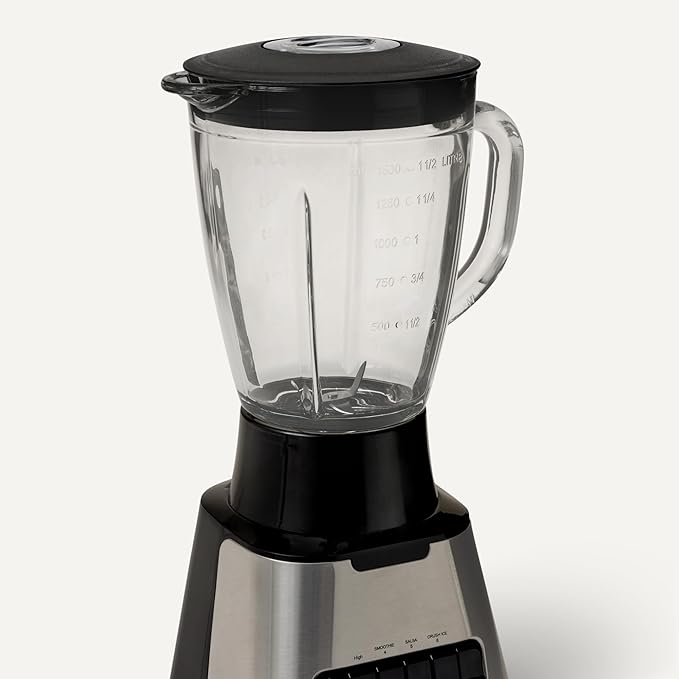 Amazon Basics Powerful 700W Countertop Blender with 6-Cup (50 Fl. Oz) Glass Jar 6 Pre-Programmed Functions Ice Crush Stainless Steel Blades Black &amp Silver