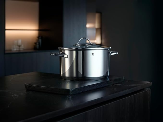WMF Aparto Vorteils 6-Piece Induction Saucepan Set with Glass Lid Polished Cromargan Stainless Steel Induction Pots Set Uncoated Dishwasher Safe