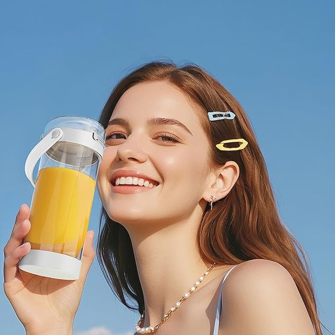 2-in-1 electric juicer cup 16 oz. Portable Electric Blender with Leak Proof Lid and Easy Sip Spout Perfect for Smoothies Cordless USB-C Rechargeable Dishwasher Safe Parts (White)