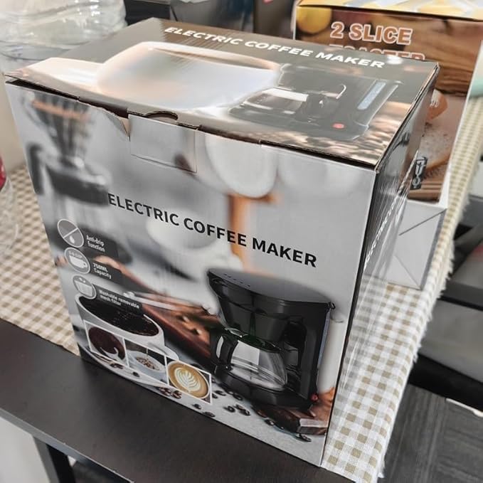 6-Cup Coffee Maker with Easy On/Off Switch Easy Pour Non-Drip Carafe with Removable Filter Basket 650W 750ML Household Small Electric Drip Coffee Machine for Home &amp Office Black