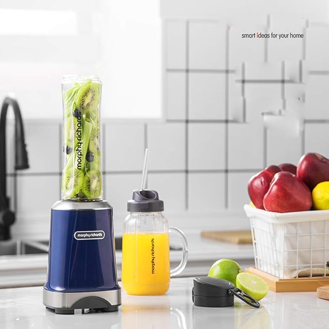 Portable Blender Mini Blender Smoothie Maker with USB Rechargeable Electric Blender Professional Commercial for Vegetables and Fruit Smoothie Maker Blender Food Processor 600Ml 300w