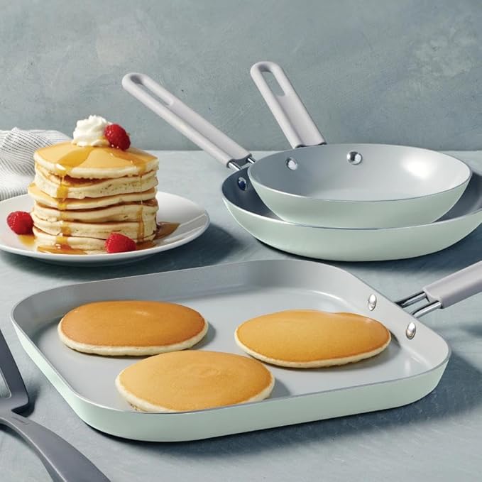 3-Piece Green Ceramic Cookware Set Non-Stick Ceramic Cookware Set with Frying Pans Healthy &amp Safe Green Pans Non-Stick Cookware