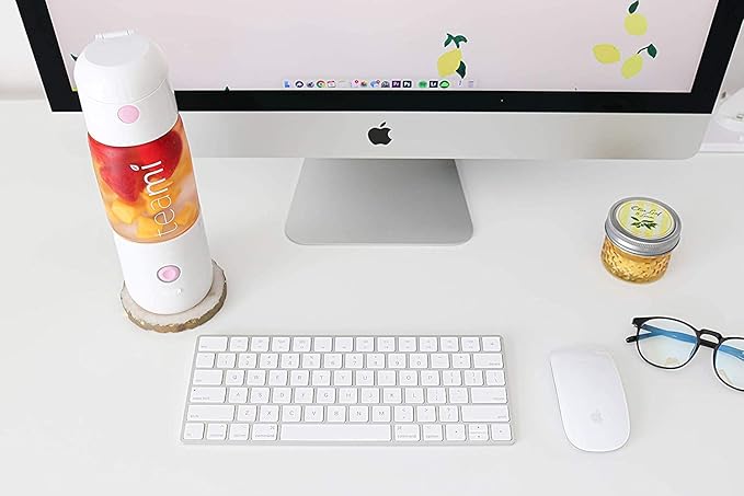 Teami MIXit Portable Blender 2.0 - USB Rechargeable 18.6oz GLASS - Use at the Office or Gym - 30 Seconds for Smoothies and Protein Shakes Personal Blender with 6 Powerful Blades (Baby Pink)