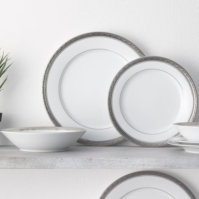 Noritake Crestwood Platinum 12-Piece Dinneware Set Service for 4