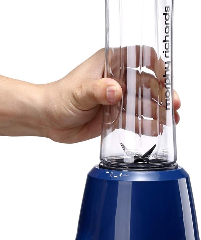 Portable Blender Mini Blender Smoothie Maker with USB Rechargeable Electric Blender Professional Commercial for Vegetables and Fruit Smoothie Maker Blender Food Processor 600Ml 300w