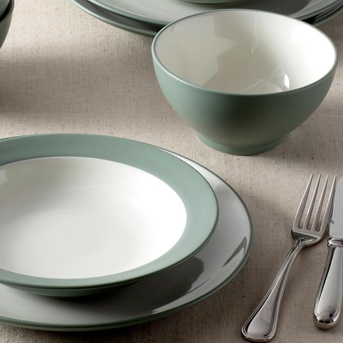 Noritake Colorwave Green 12-Piece Coupe Dinnerware Set Service for 4